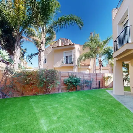 Lomas De Riviera Club - Beautiful Townhouse Holiday home *